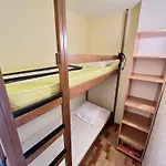 Avec Parking Et Piscine, Pres - Fr-1-702-76 Apartment *